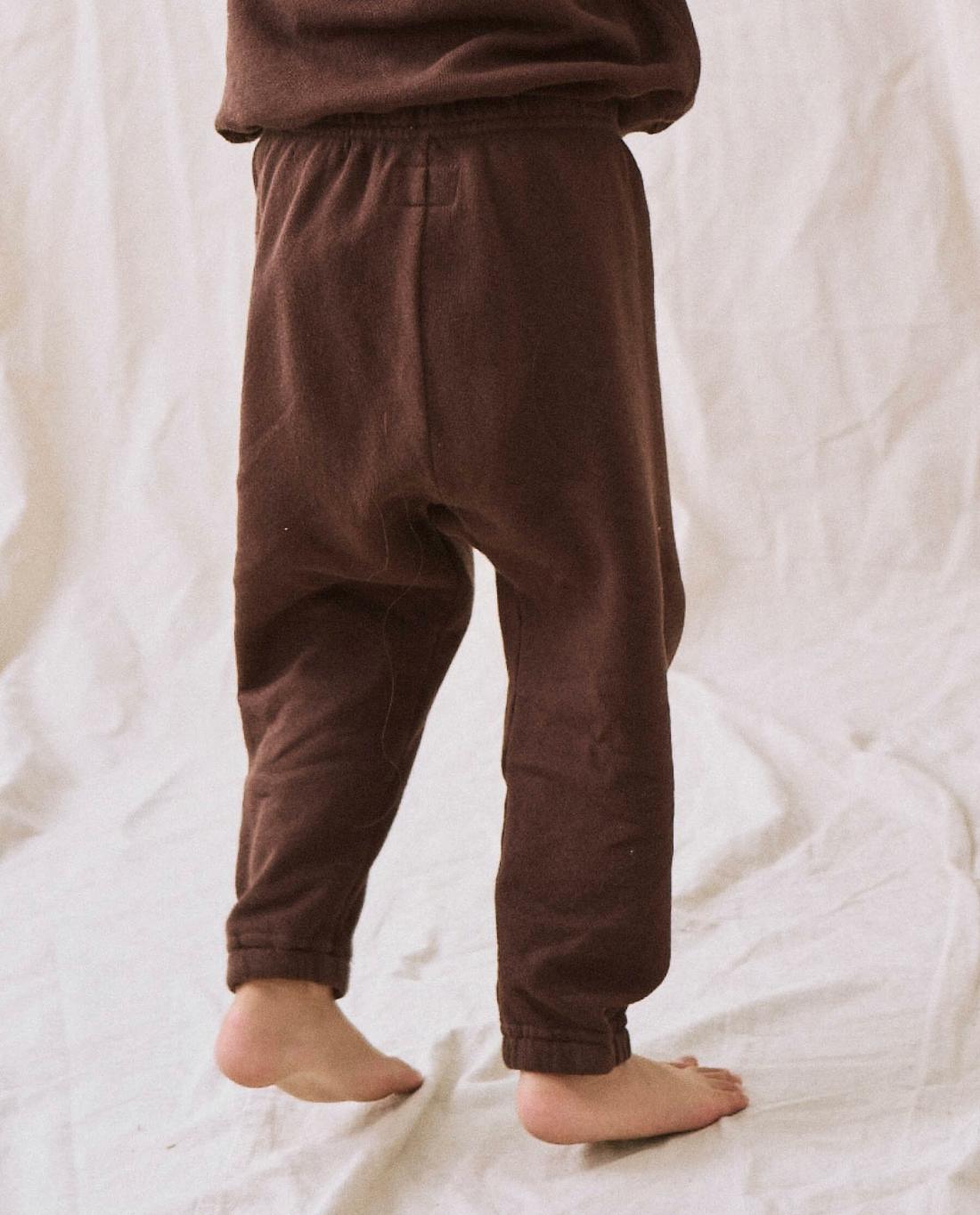 Tees &amp; Sweats | Kids The Great. The Little Stadium Sweatpant. Solid Toasted Walnut