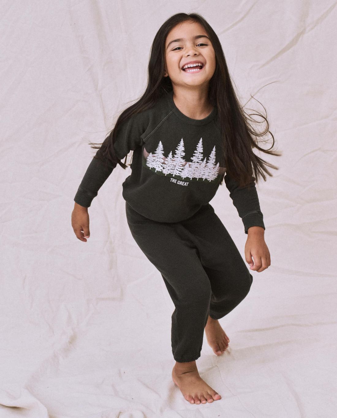 Tees &amp; Sweats | Kids The Great. The Little Stadium Sweatpant. Solid Washed Black