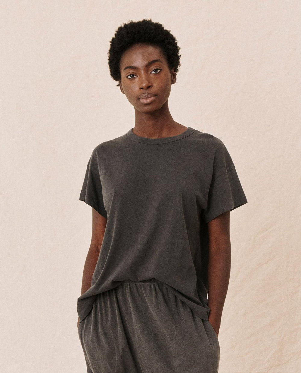 Tees | Women The Great. The Boxy Crew. Washed Black