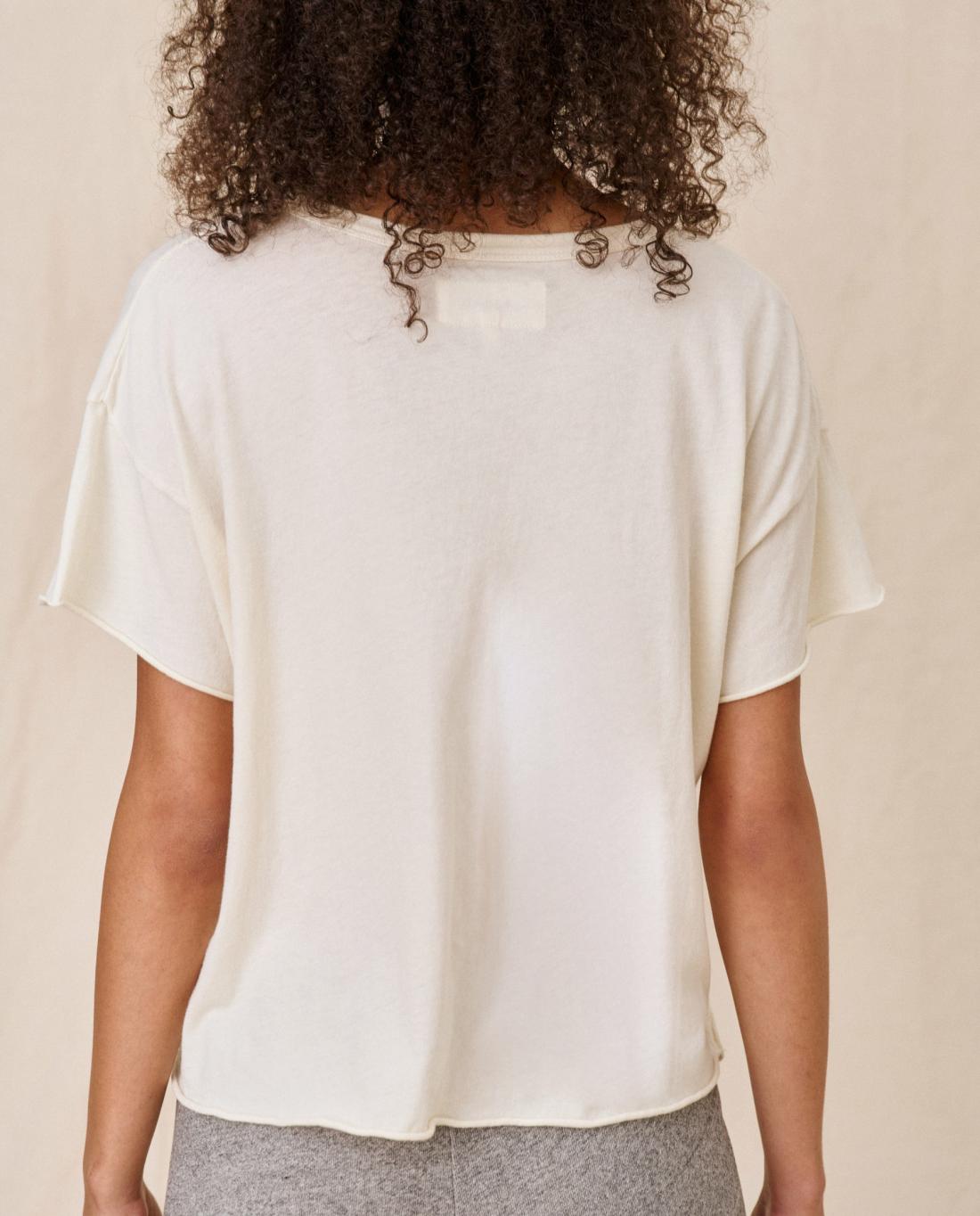 Tees | Women The Great. The Crop Tee. Solid Washed White