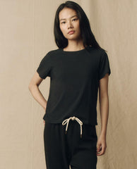 Tees | Women The Great. The Little Tee. Solid Almost Black