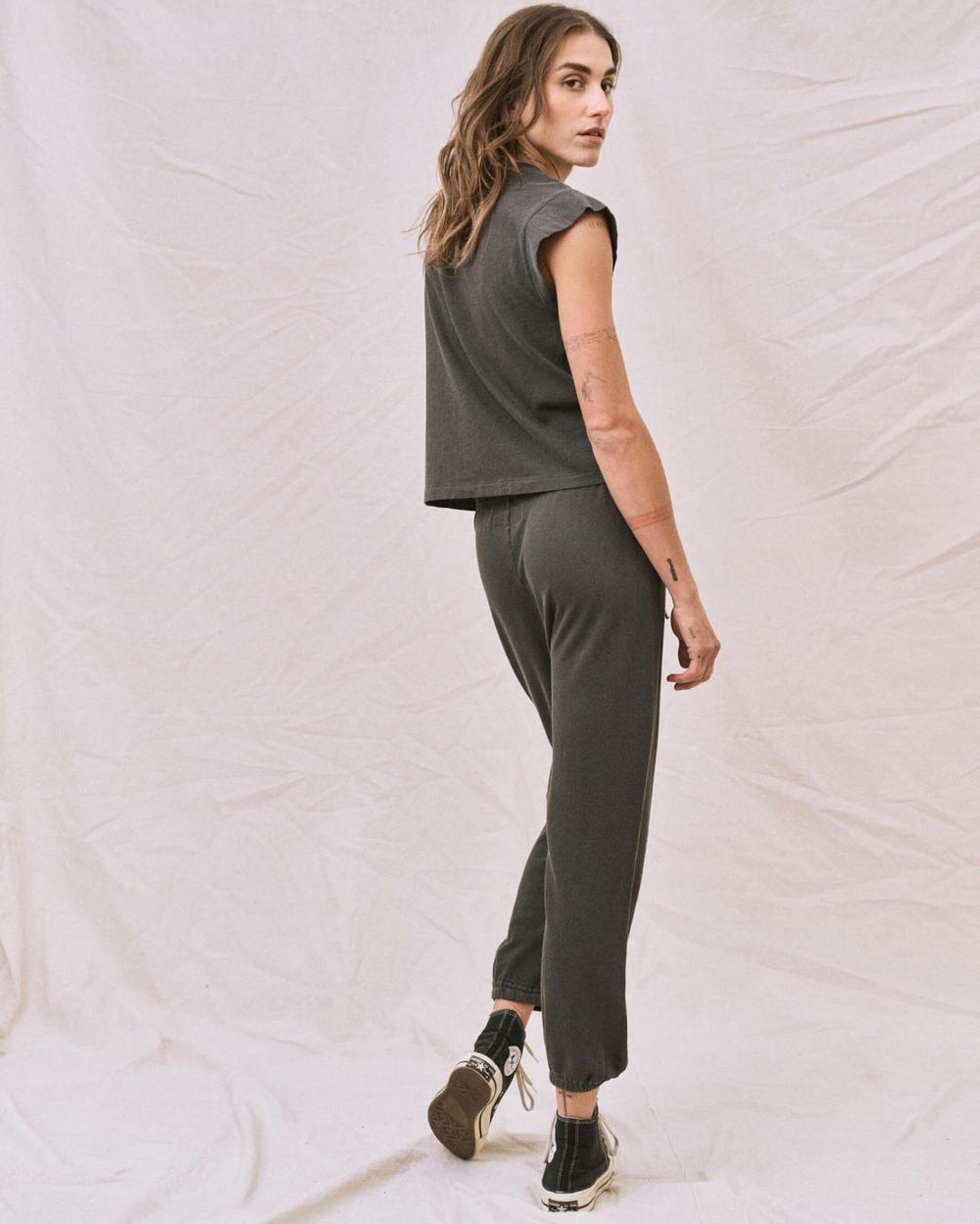 Tees | Women The Great. The Peak Shoulder Tee. Washed Black