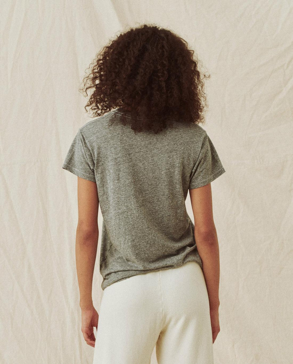 Tees | Women The Great. The Slim Tee. Heather Grey