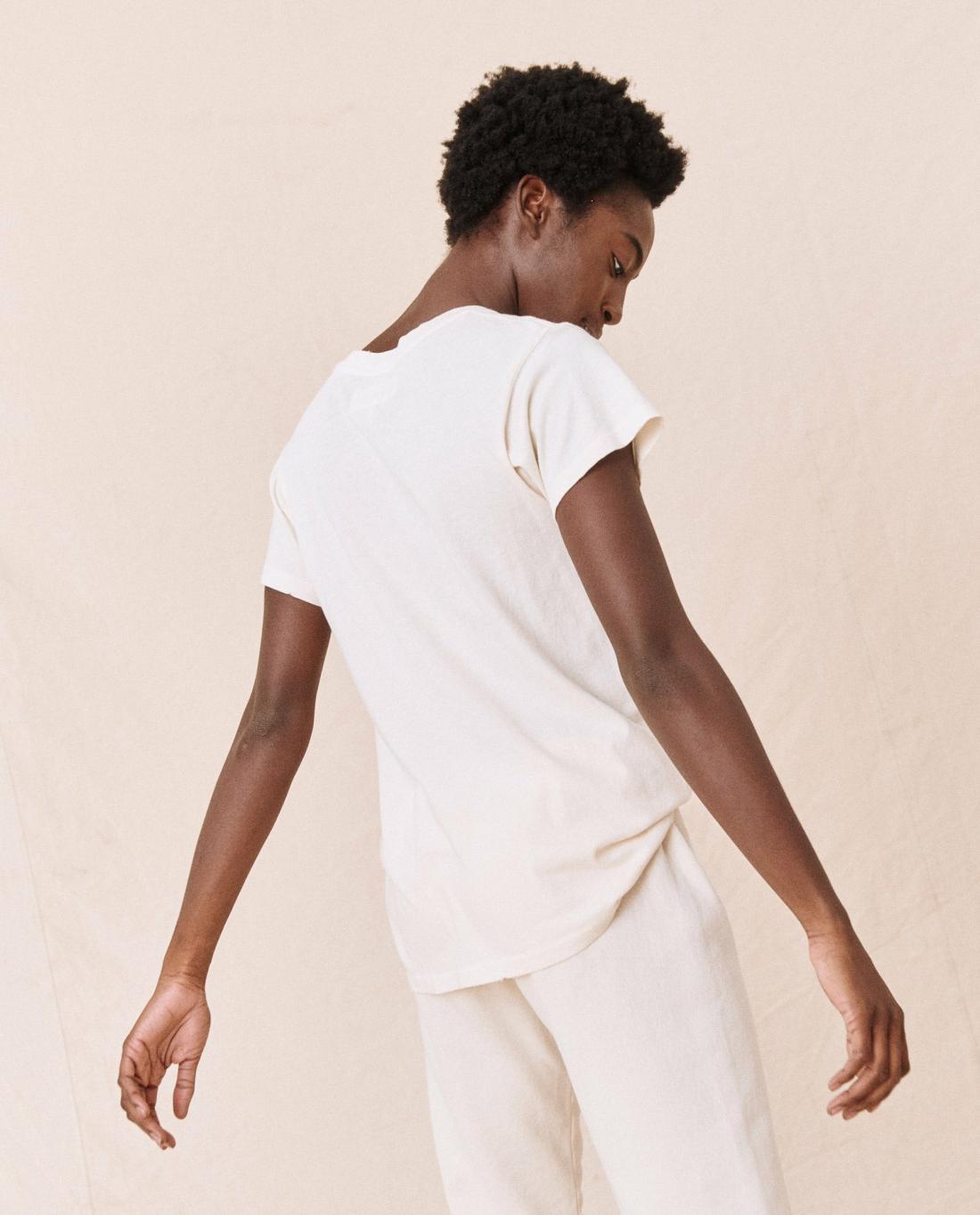 Tees | Women The Great. The Slim Tee. Washed White