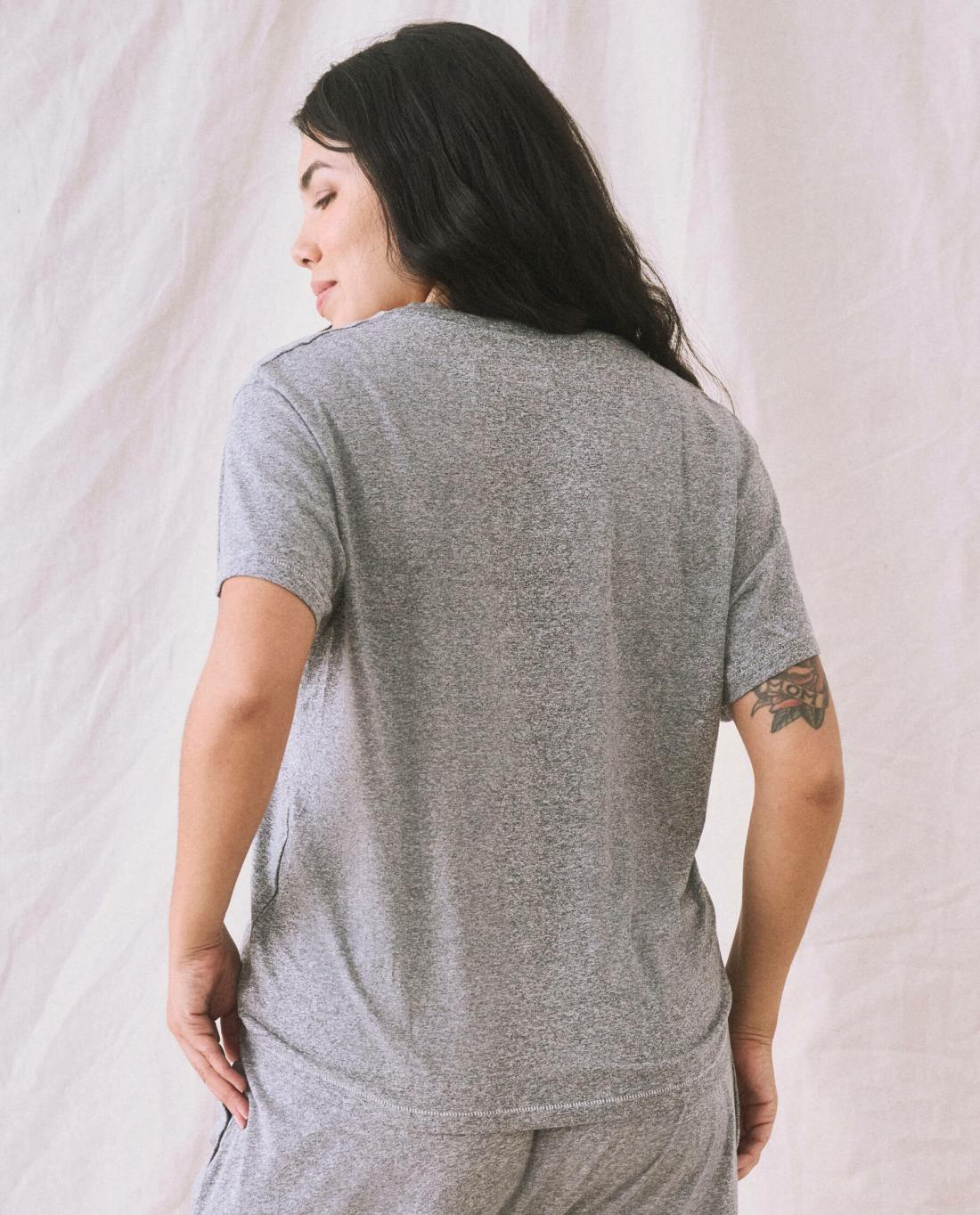 Tees | Women The Great. The V Heather Grey